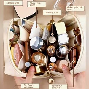 AS SEEN ON TIKTOK-LARGE OPENING LARGE CAPACITY TRAVEL COSMETIC BAG